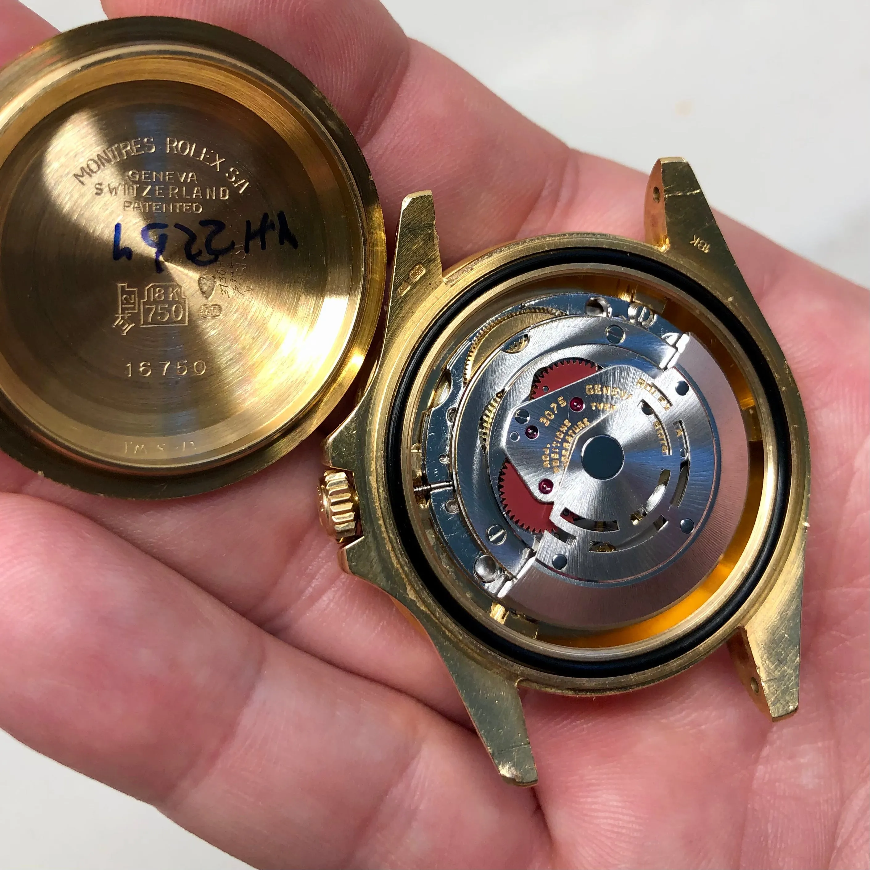 1981 Rolex GMT MASTER 16758 Root Beer 18K Yellow Gold Nipple Dial Wristwatch Box Papers