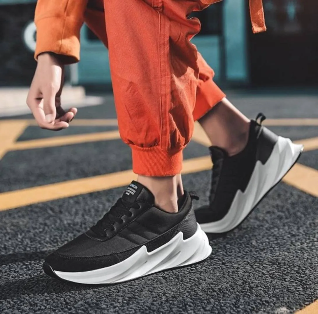 ARCFIT Men's Black Mesh Comfy Sneakers