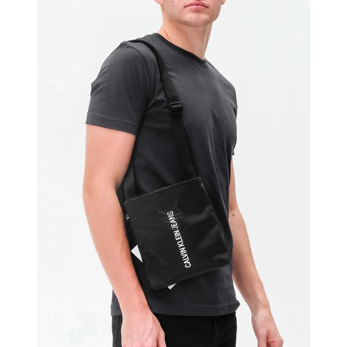Calvin Klein Micro Flatpack Outline k50k506940 - BLK