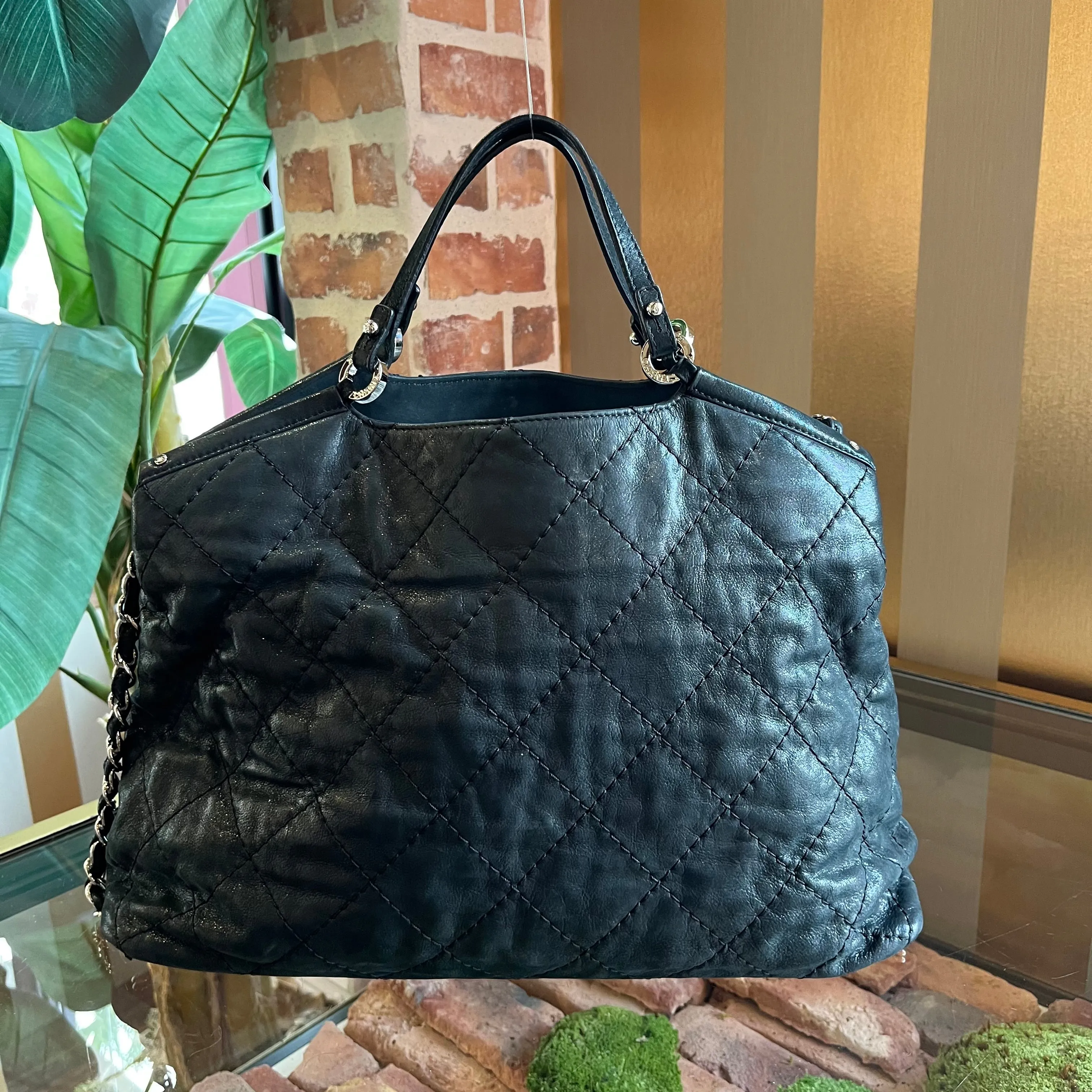 CHANEL Black Iridescent " Sea Hit" CC Two Way Tote ADI1146