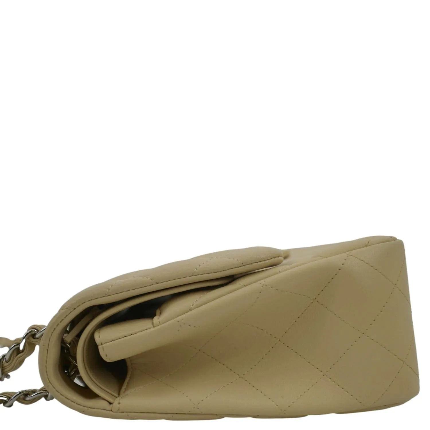CHANEL Classic Jumbo Double Flap Quilted Leather Shoulder Bag Beige