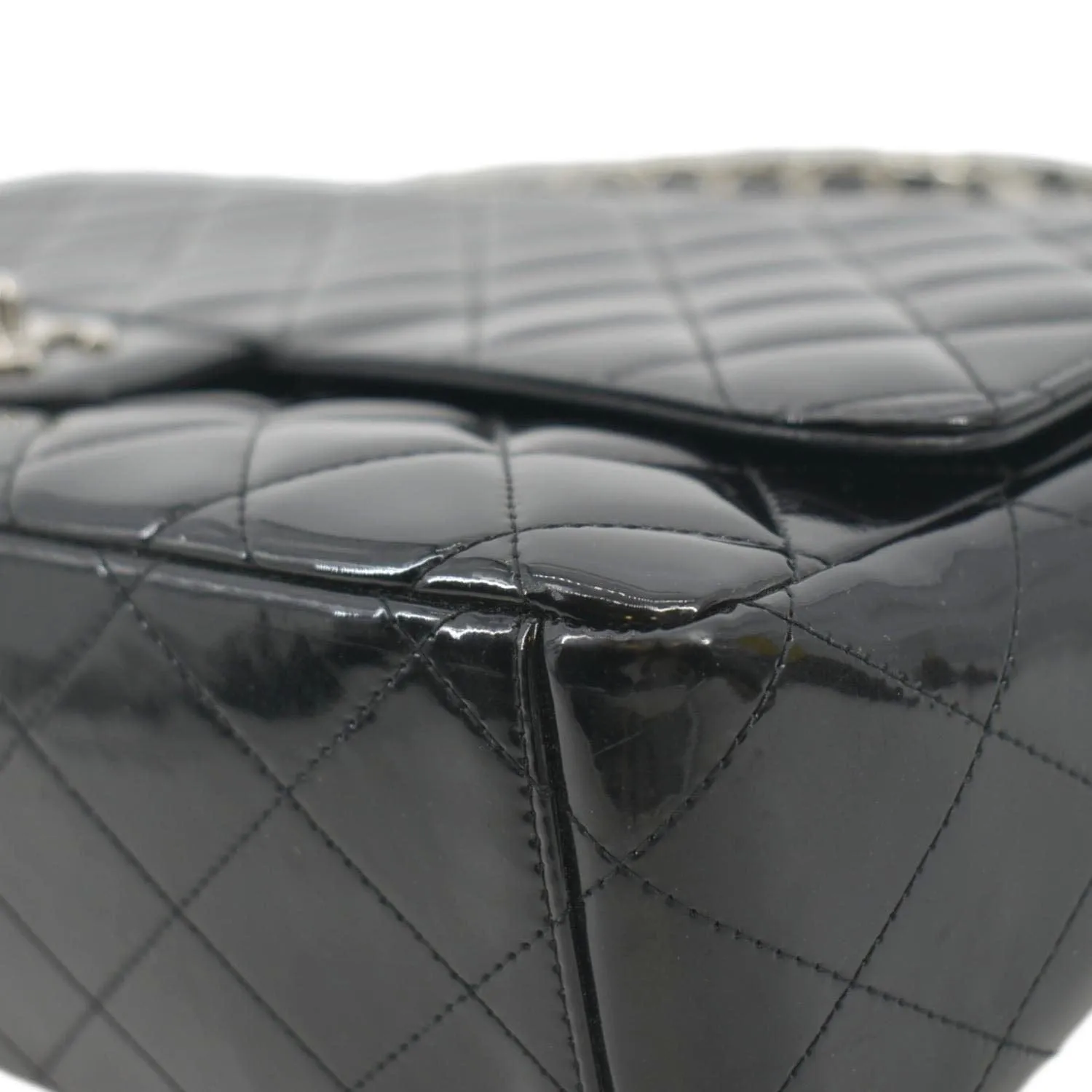 CHANEL Classic Maxi Single Flap Patent Leather Shoulder Bag Black