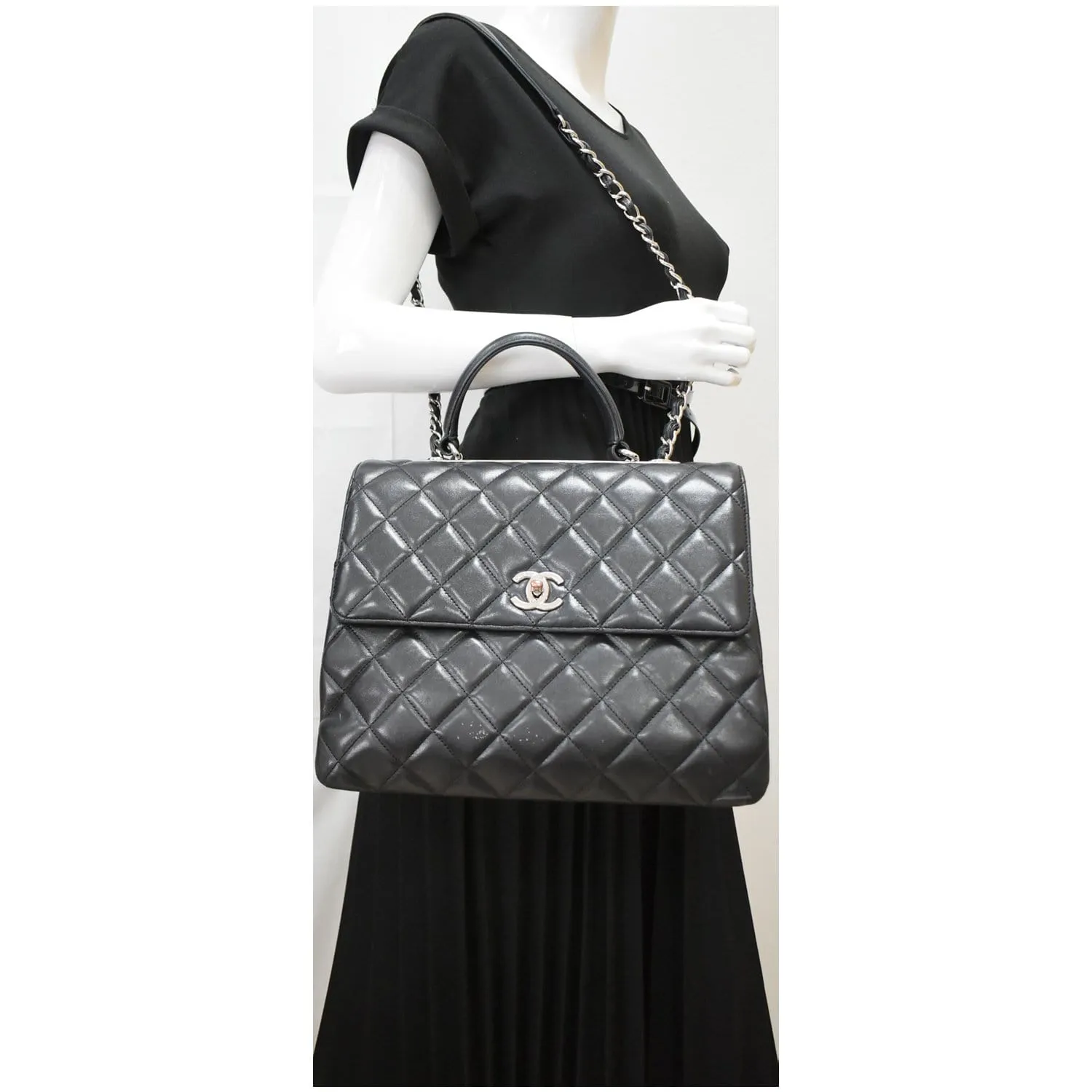 CHANEL Trendy CC Large Flap Quilted Lambskin Leather Shoulder Bag Black