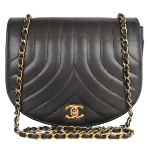 Classic Flap Quilted Leather Shoulder Bag