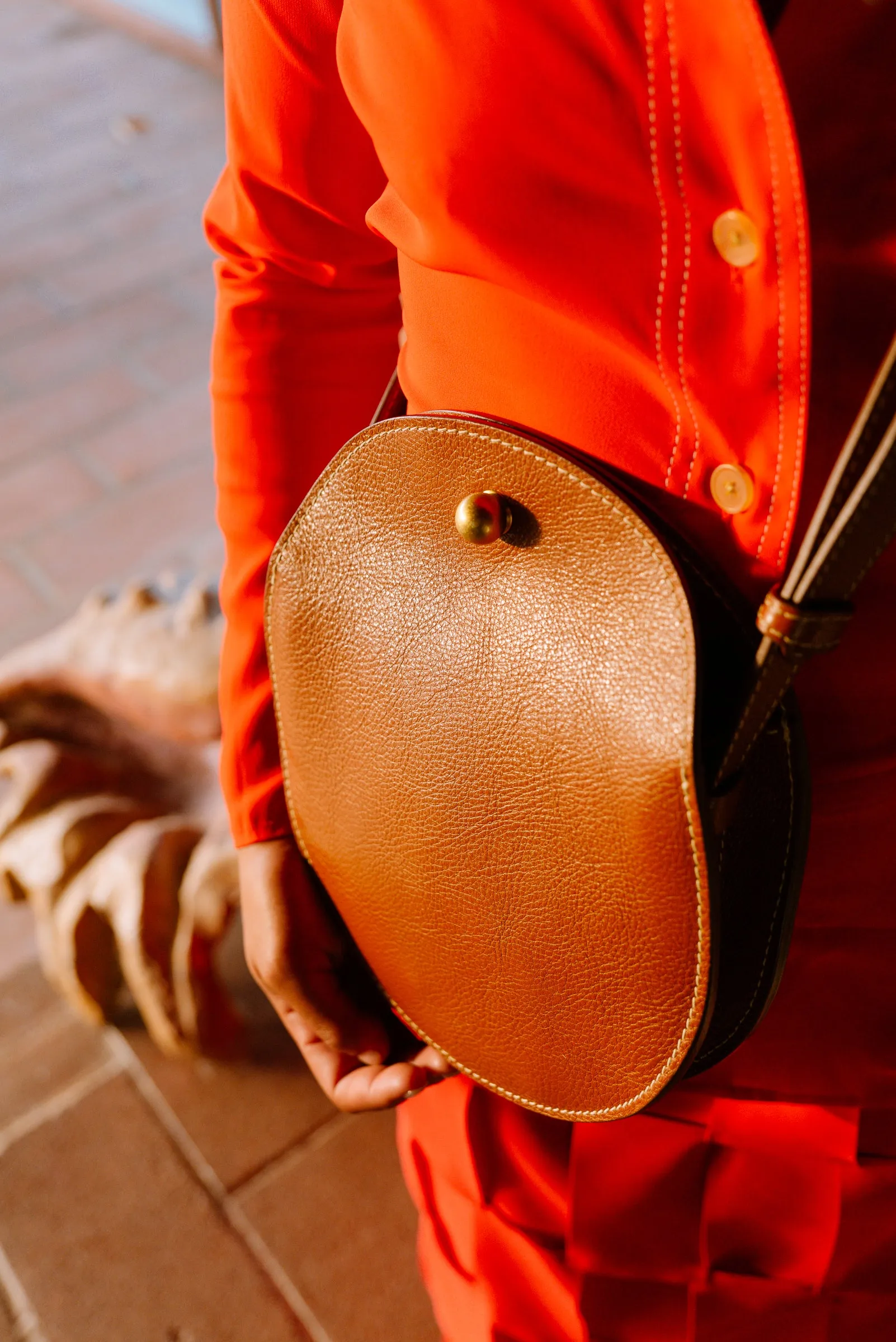 Eggi in Leather Brown