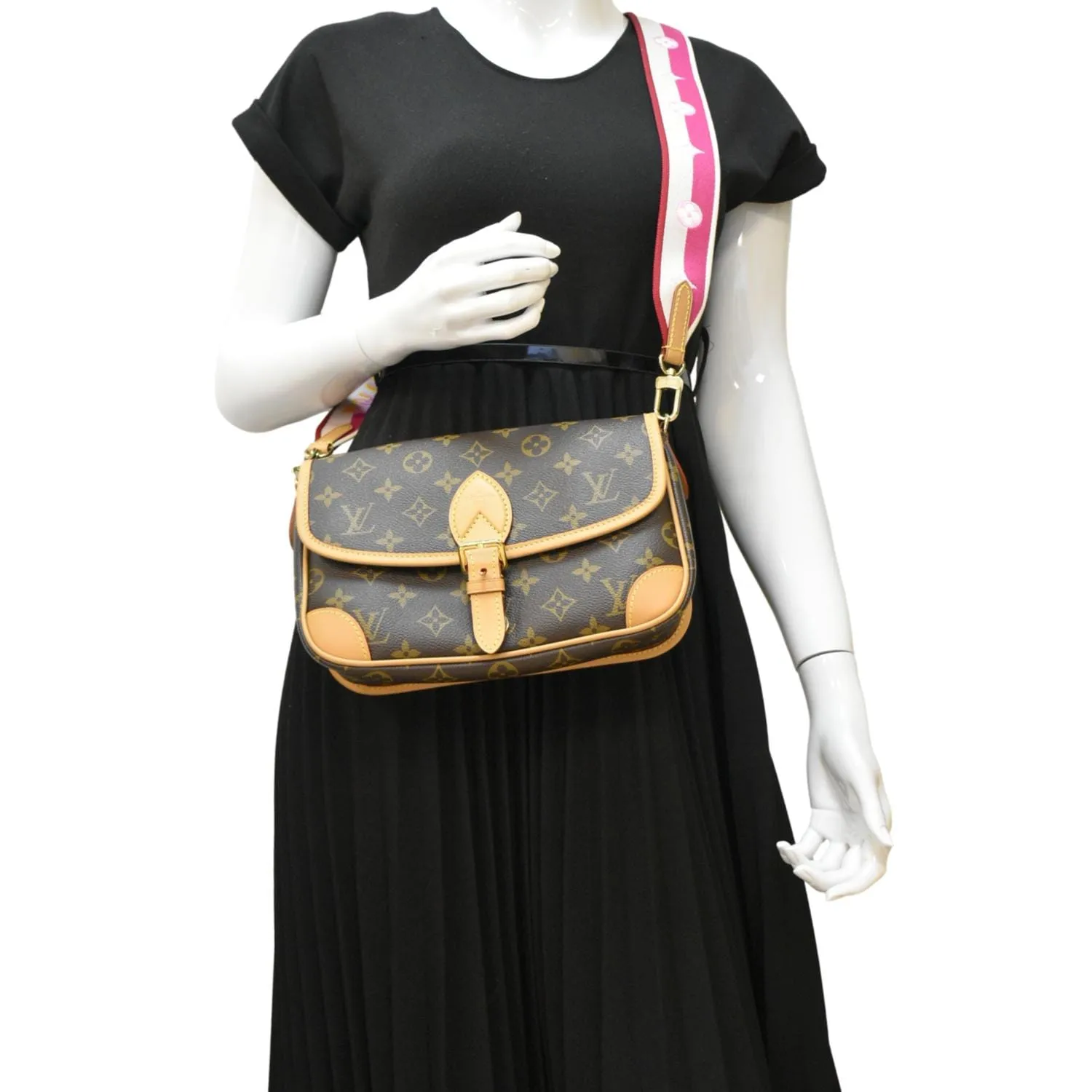 LOUIS VUITTON Diane Monogram Canvas Crossbody Bag Brown