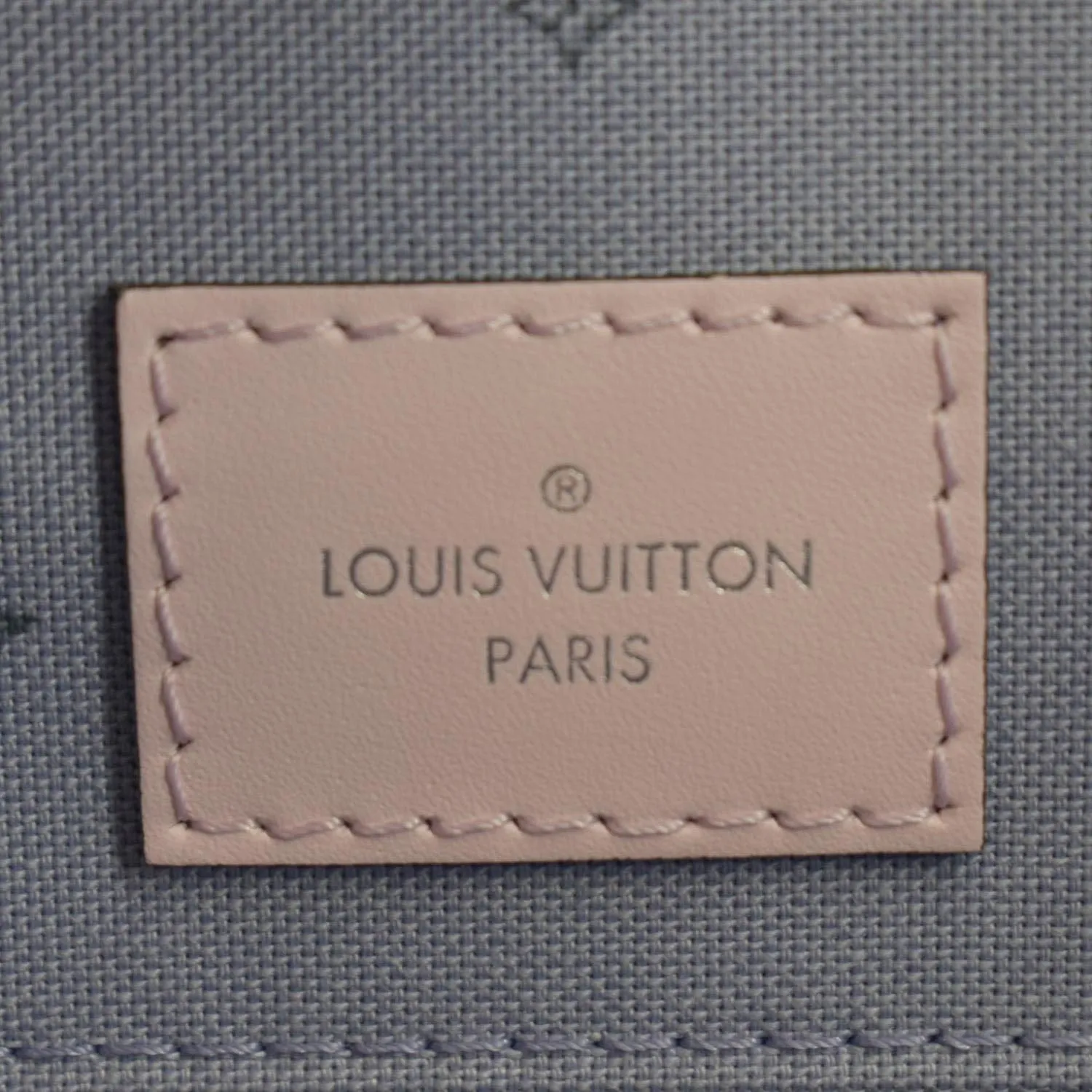 LOUIS VUITTON Escale Onthego GM Monogram Shoulder Bag Pastel Pink