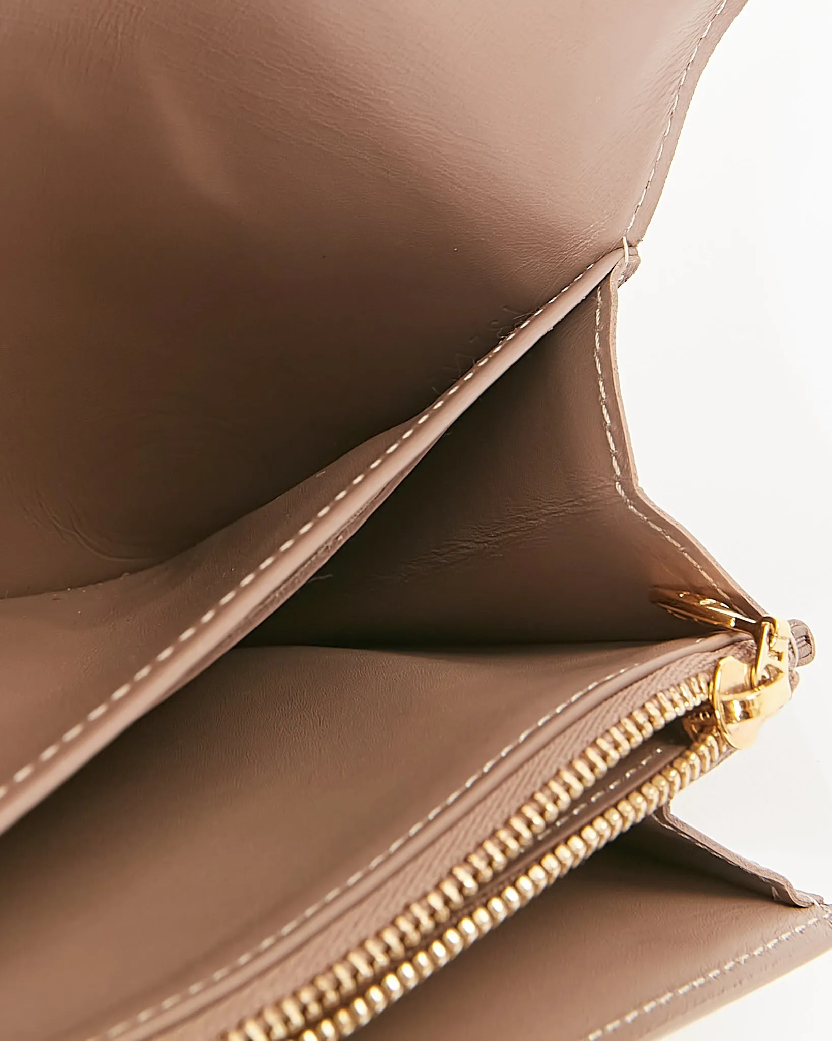 Louis Vuitton Gold Metallic Vernis Monogram Sarah Wallet