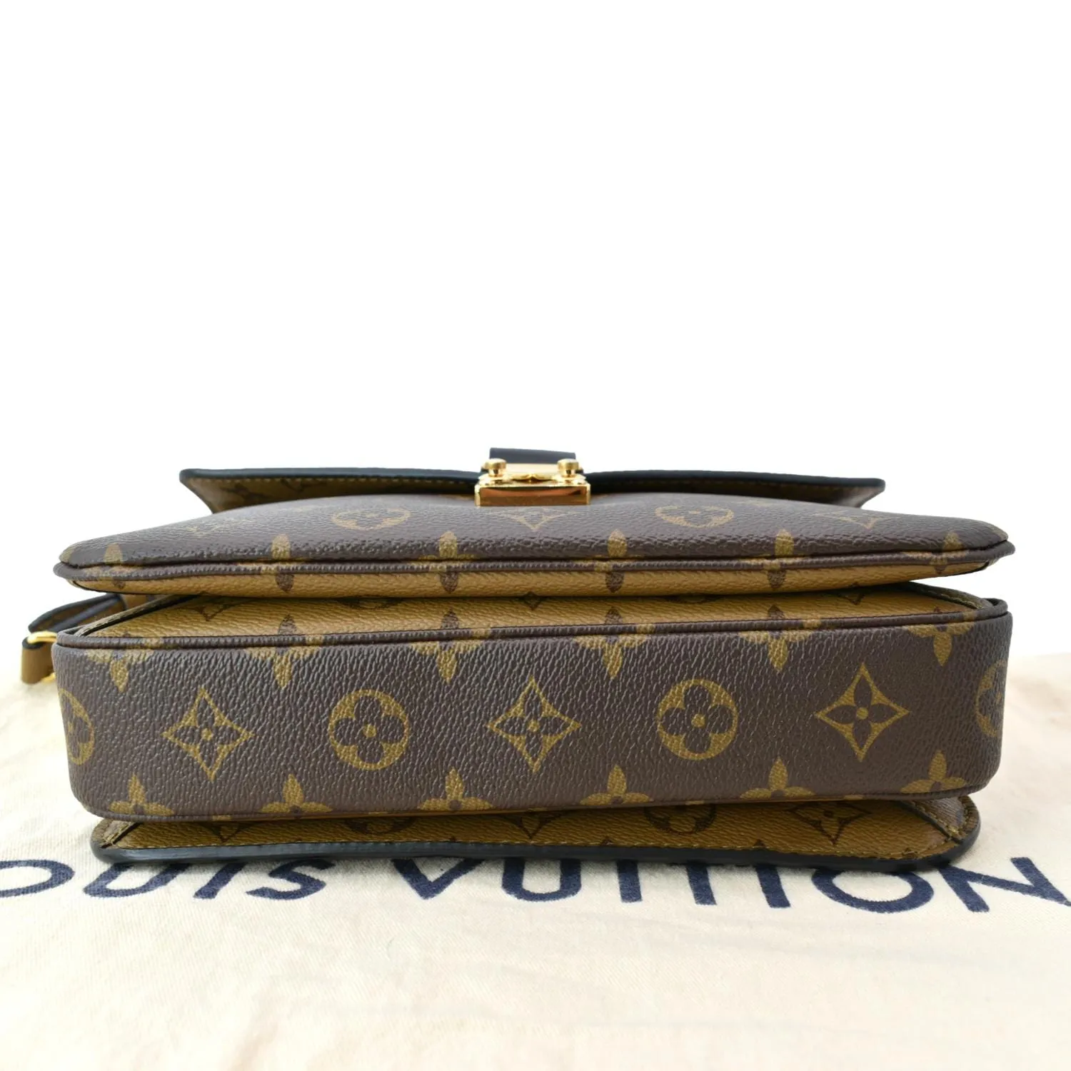 LOUIS VUITTON Metis Pochette Reverse Monogram Canvas Crossbody Bag Brown