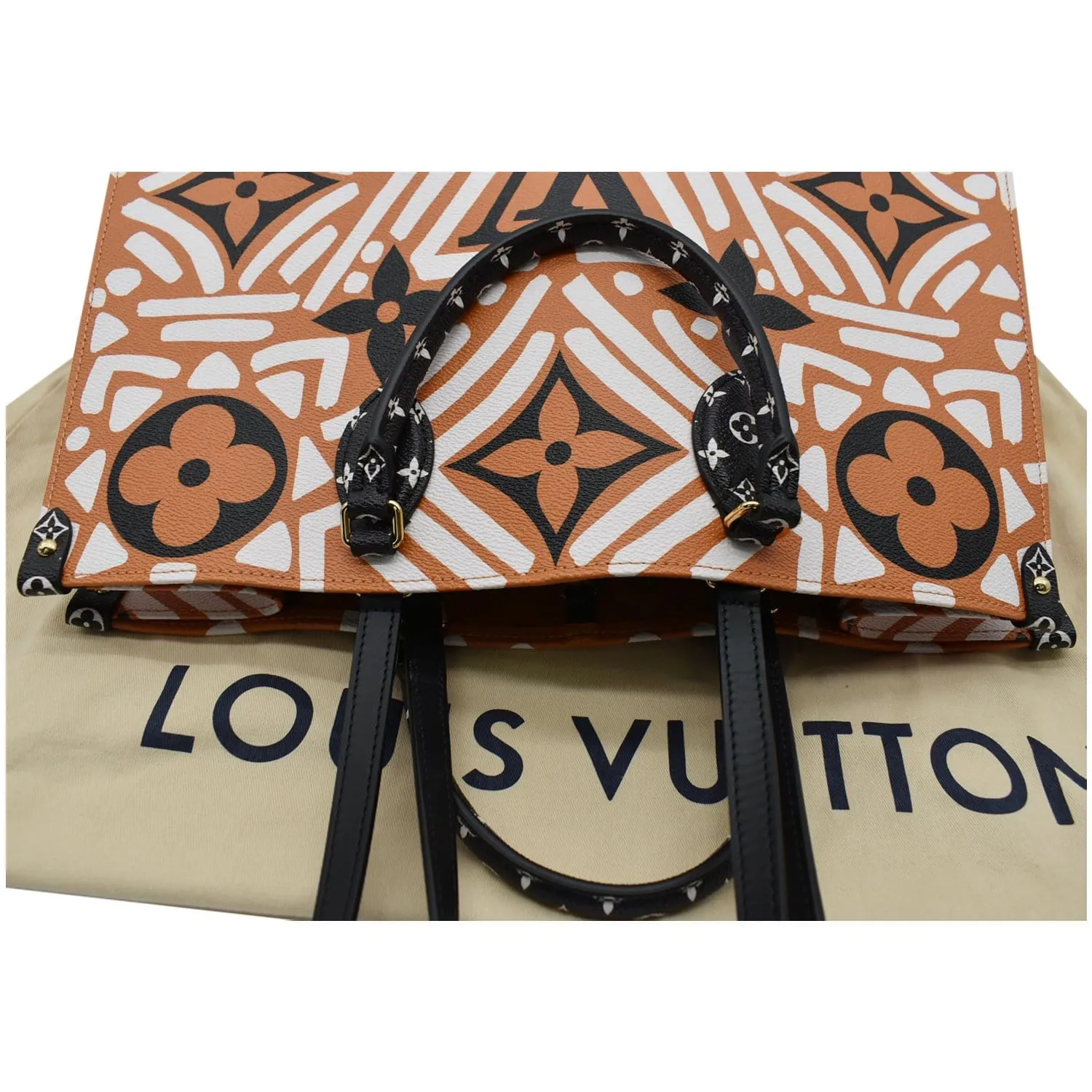 LOUIS VUITTON Onthego GM Crafty Monogram Giant Canvas Shoulder Bag Caramel