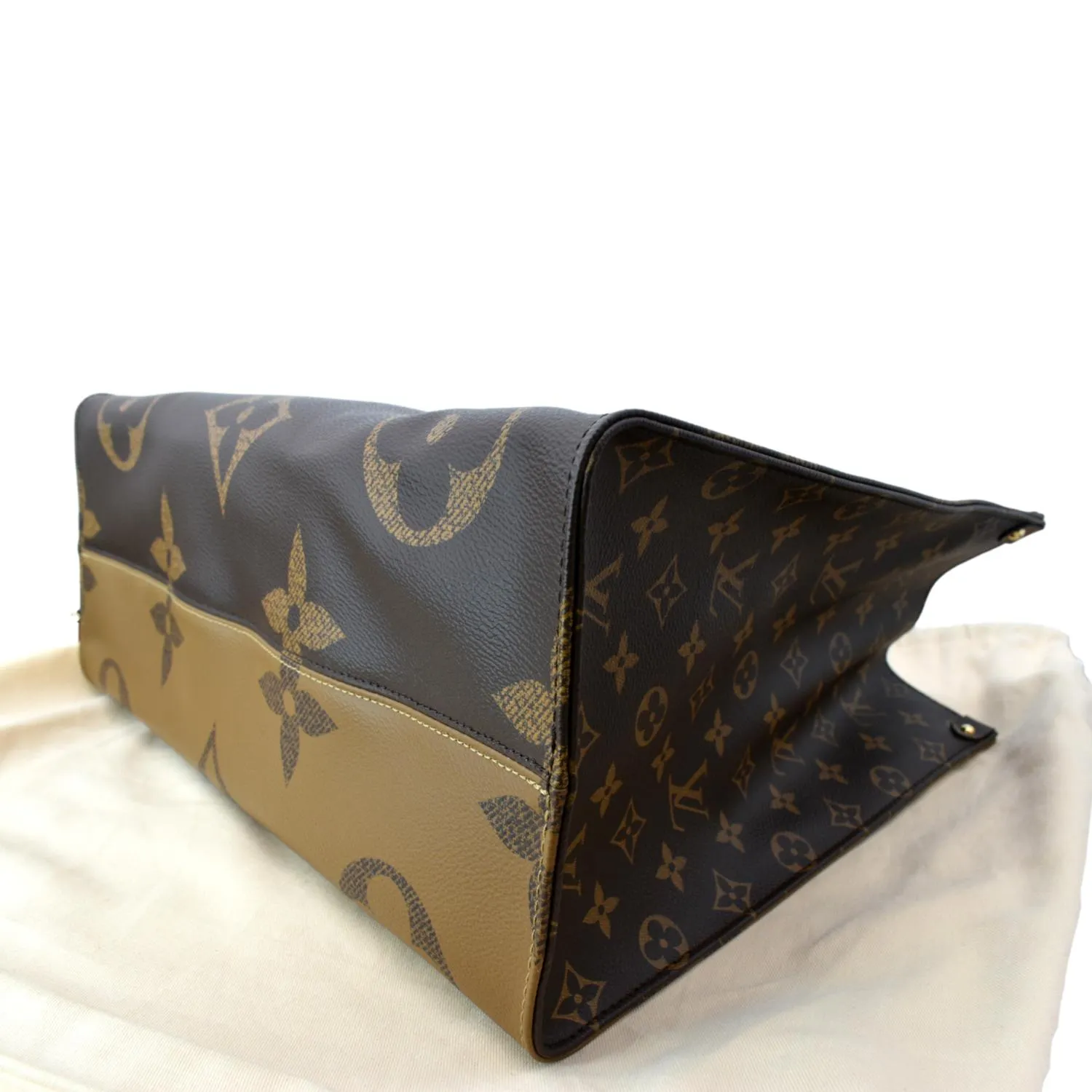 LOUIS VUITTON Onthego GM Giant Monogram Canvas Tote Shoulder Bag Brown