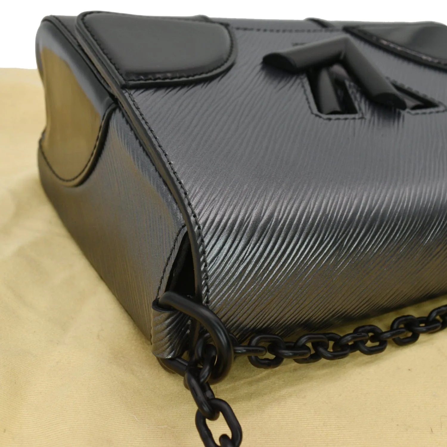 LOUIS VUITTON Twist MM Epi Patent Leather Shoulder Bag Silver