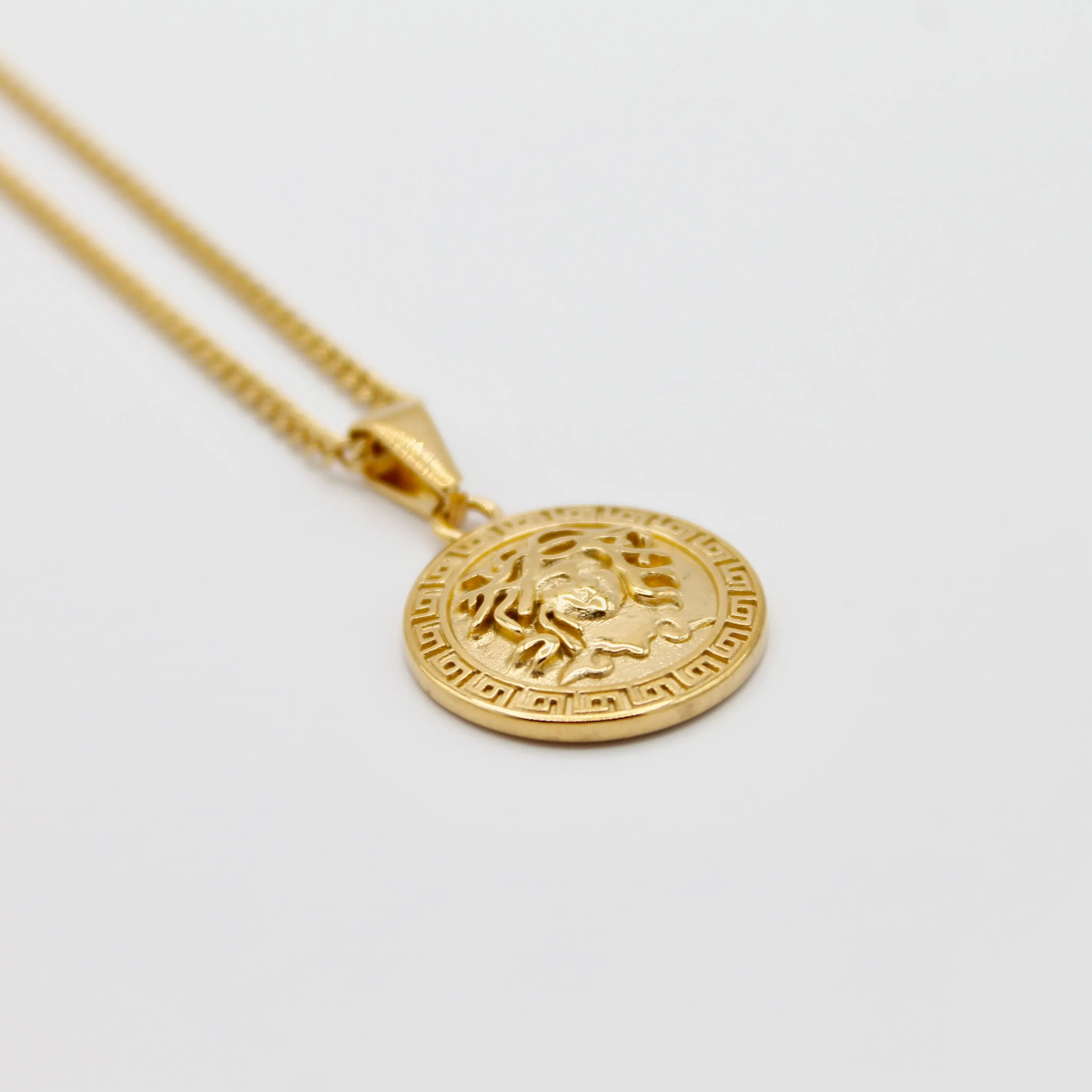 Medusa Necklace (Gold)
