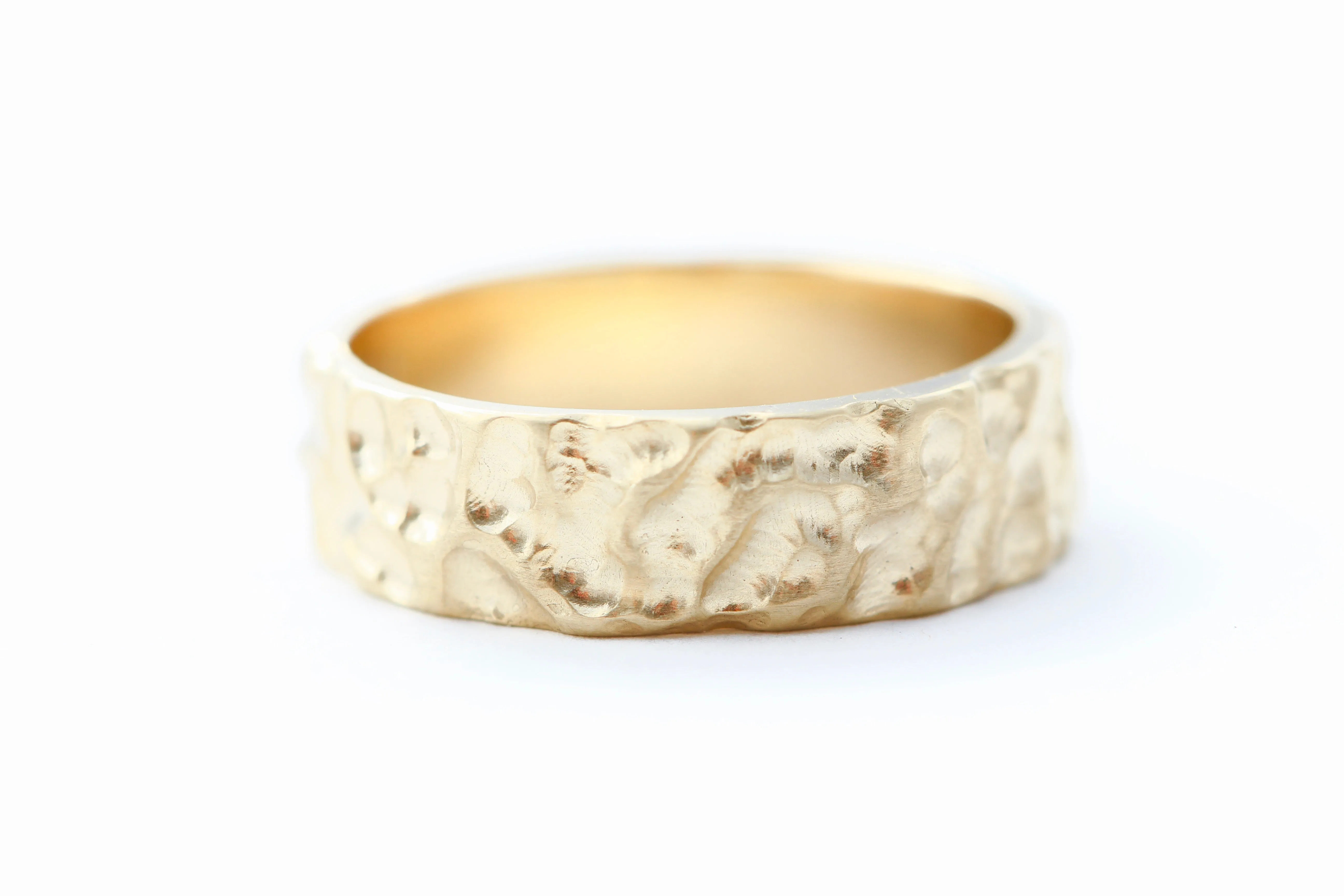 Men's Textured 14k Gold Band