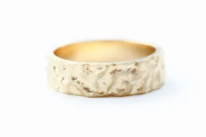 Men's Textured 14k Gold Band