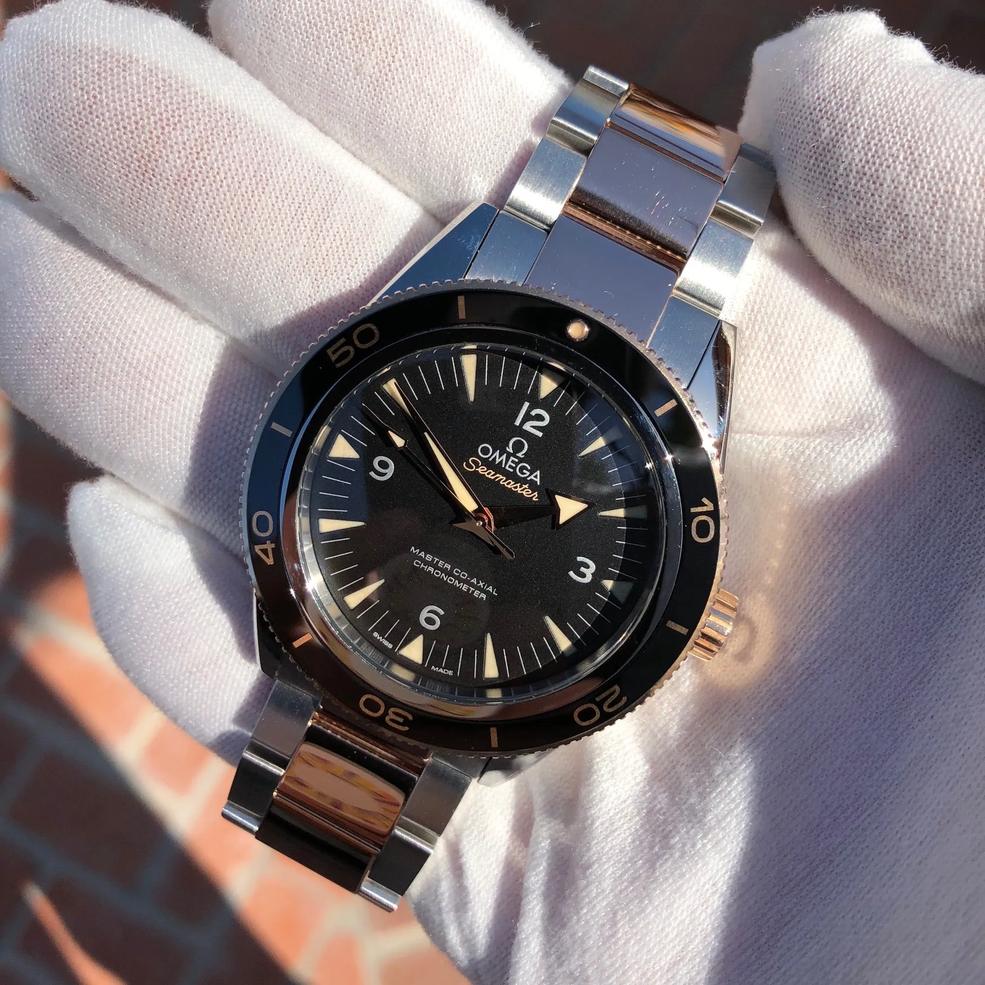 Omega Seamaster 300 Master Co-Axial 41MM 233.20.41.21.01.001 Steel Rose Gold Two Tone Wristwatch Circa 2018