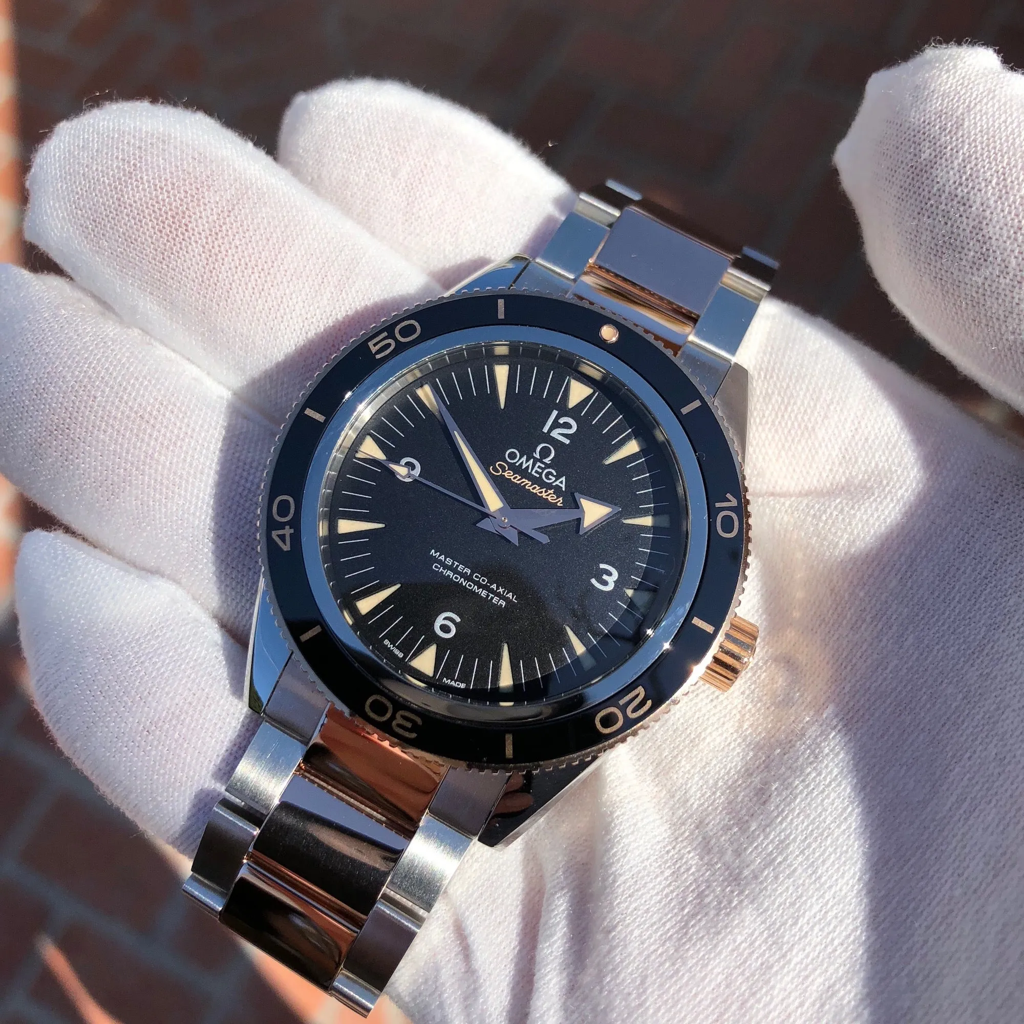Omega Seamaster 300 Master Co-Axial 41MM 233.20.41.21.01.001 Steel Rose Gold Two Tone Wristwatch Circa 2018