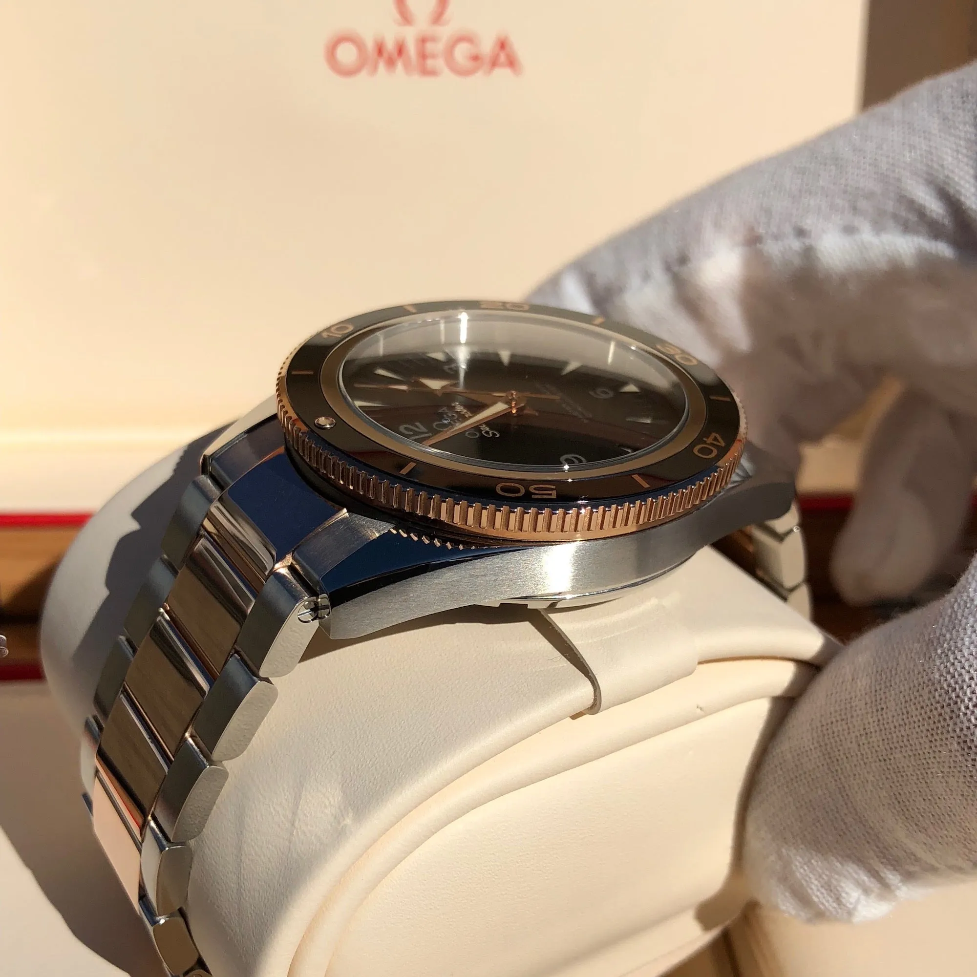 Omega Seamaster 300 Master Co-Axial 41MM 233.20.41.21.01.001 Steel Rose Gold Two Tone Wristwatch Circa 2018