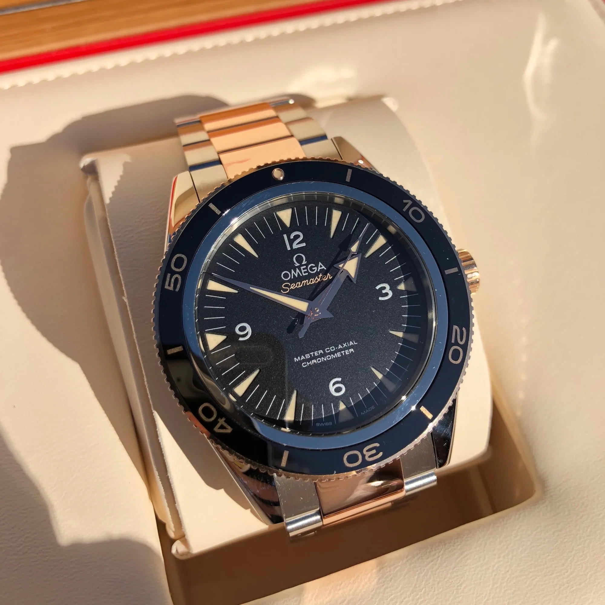 Omega Seamaster 300 Master Co-Axial 41MM 233.20.41.21.01.001 Steel Rose Gold Two Tone Wristwatch Circa 2018