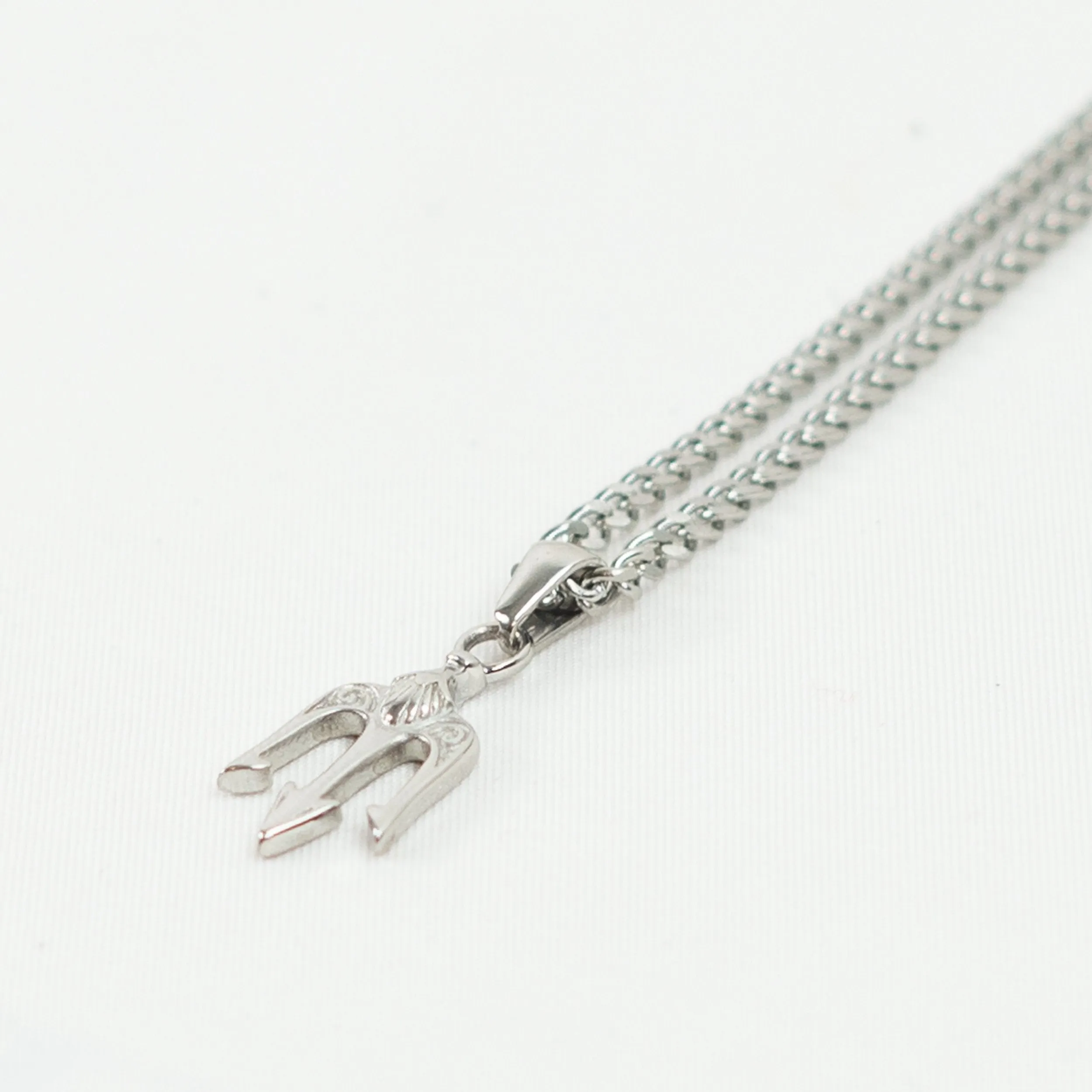 Trident Necklace (Silver)