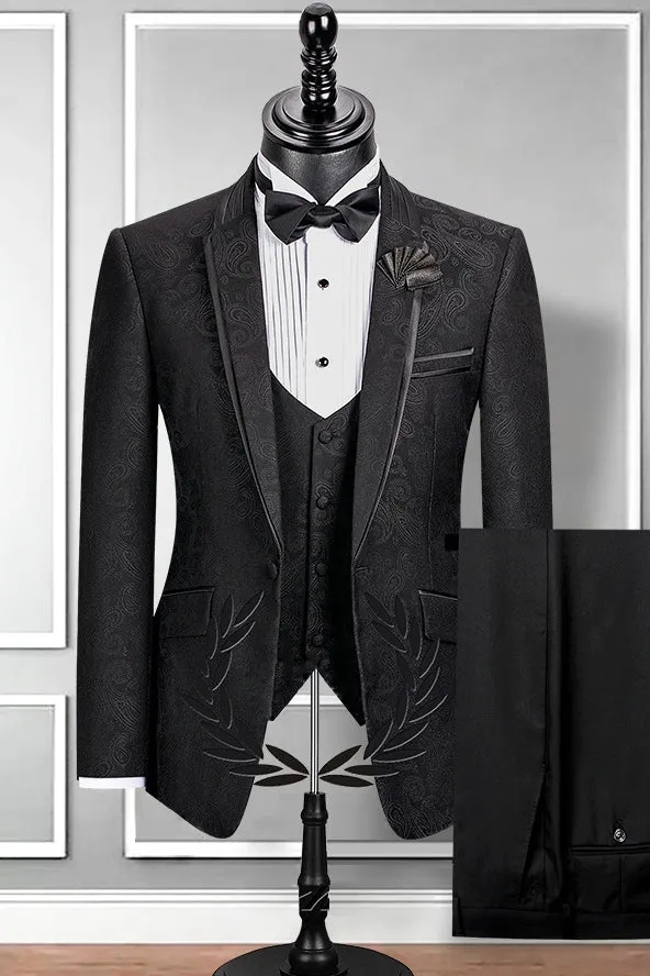 Well-cut Notch Lapel Black Groom Suit Slim Fit Jacquard Wedding Tuxedo